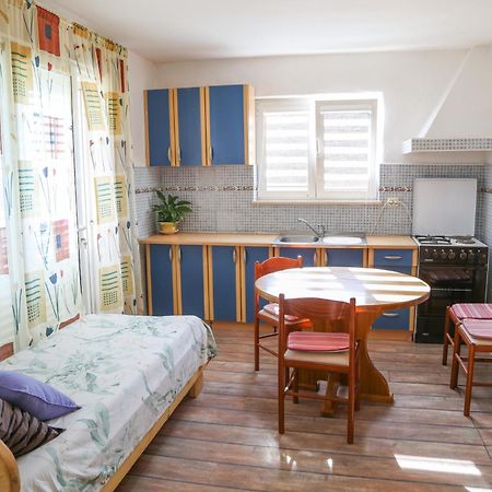 Apartments Butkovic 赫瓦尔 客房 照片
