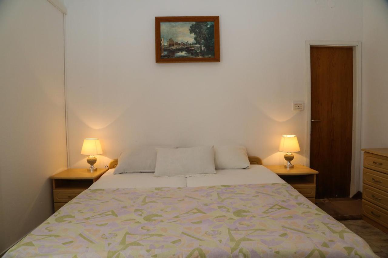 Apartments Butkovic 赫瓦尔 外观 照片