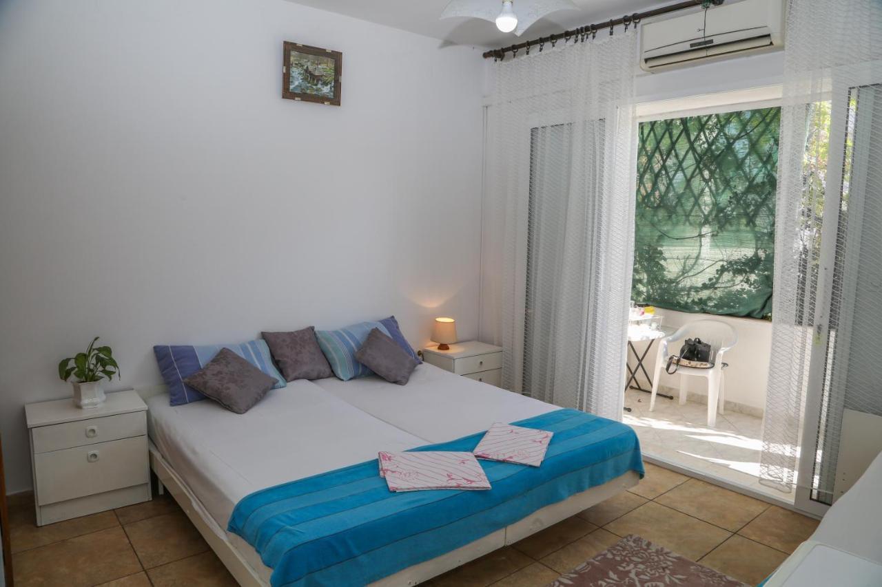 Apartments Butkovic 赫瓦尔 外观 照片