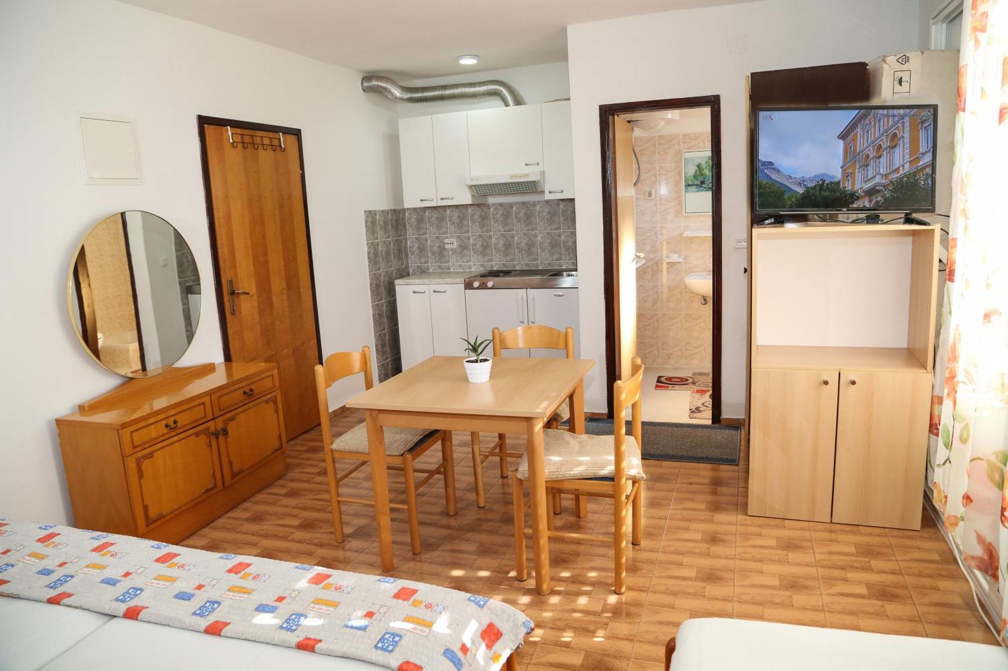 Apartments Butkovic 赫瓦尔 客房 照片